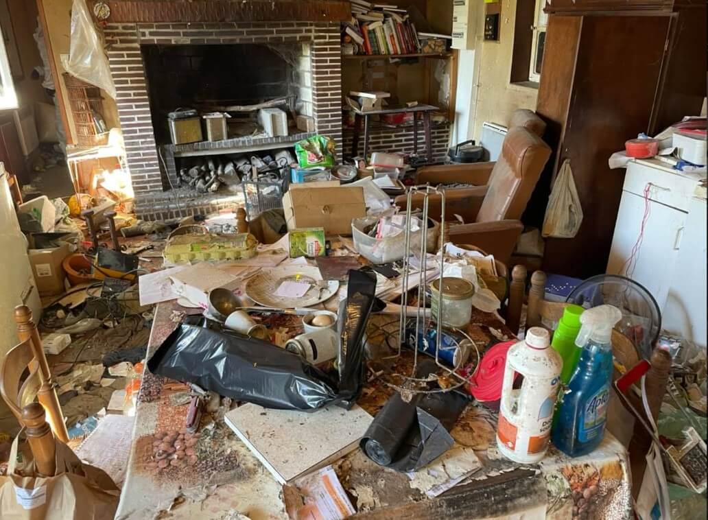 Débarras maison insalubre 60m² très encombrée - CapDébarras Gironde